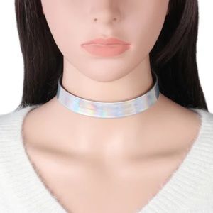 Hot Topic Holographic Choker